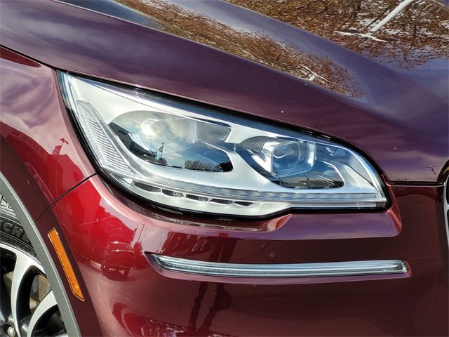 Certified 2022 Lincoln Aviator Reserve w/ Equipment Group 201A image 11