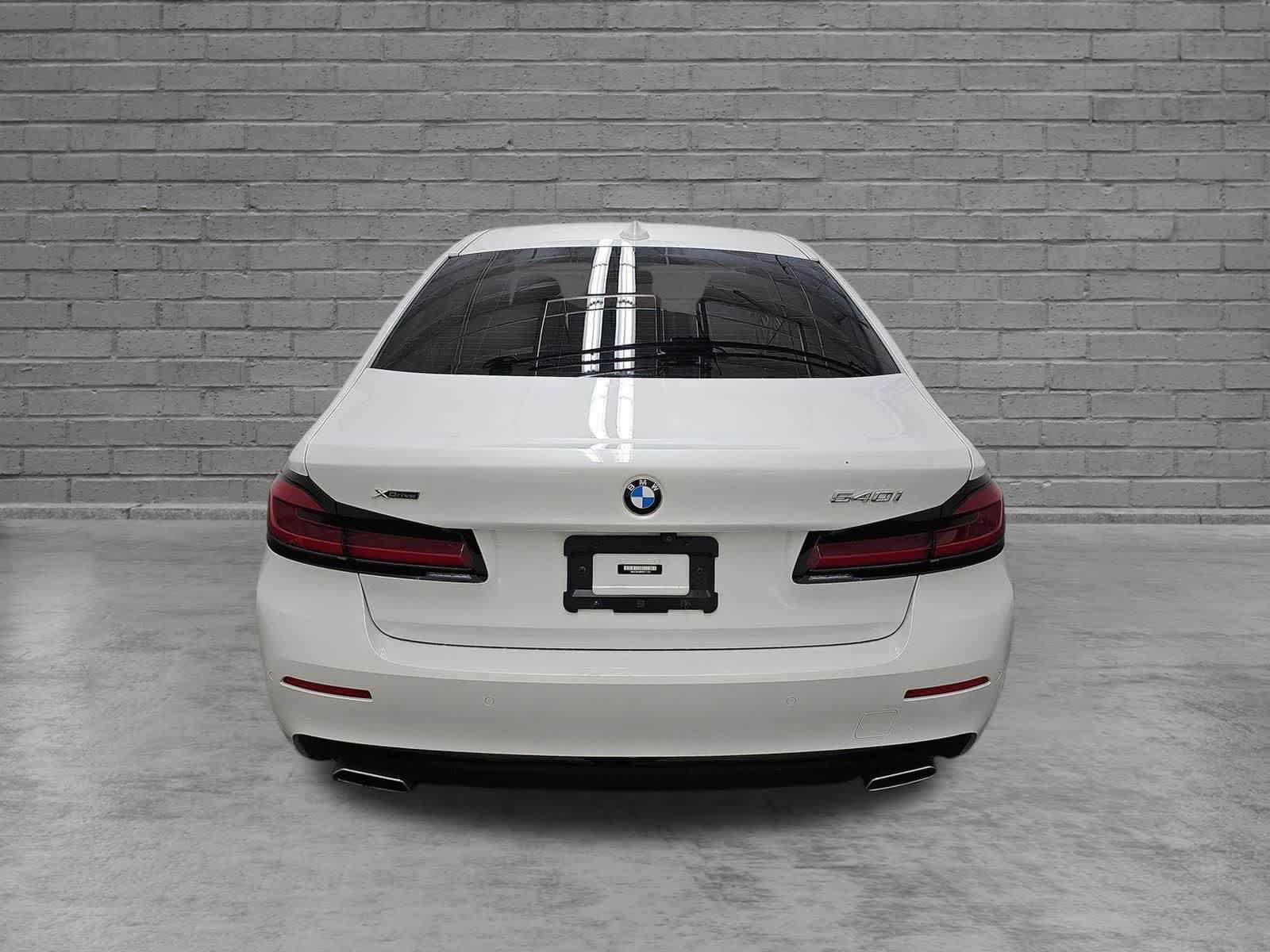 Used 2023 BMW 540i xDrive w/ Premium Package AWD/4WD image 6