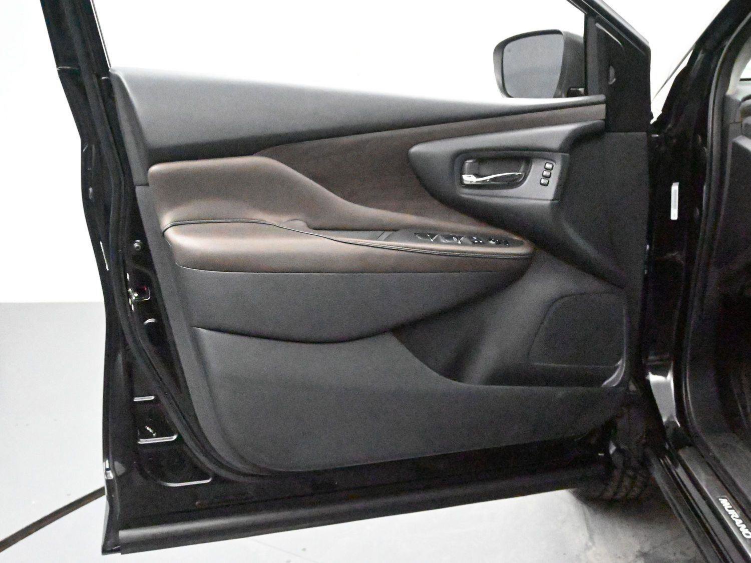 Used 2019 Nissan Murano Platinum AWD/4WD image 12
