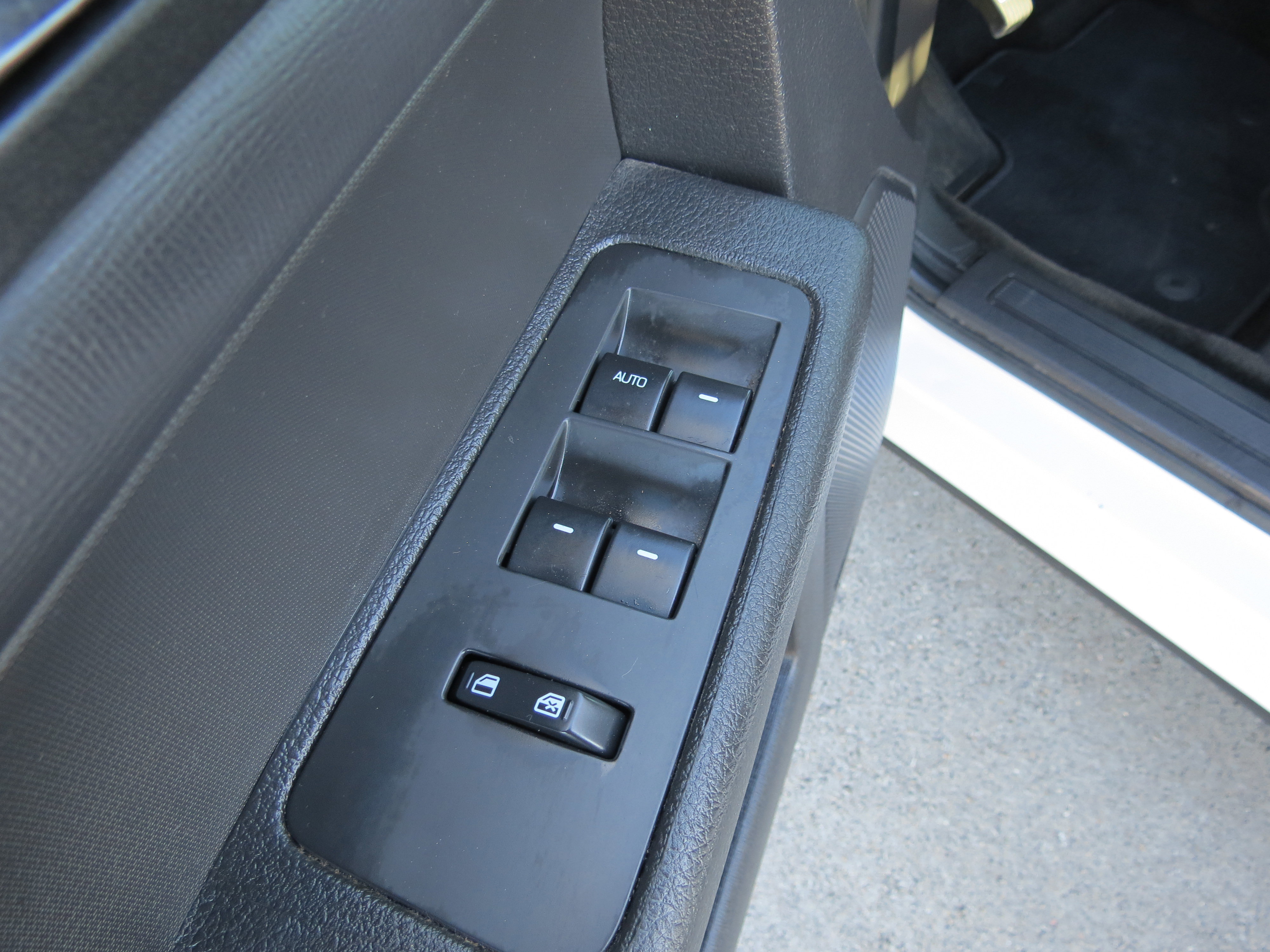 Used 2018 Ford Flex SE image 17