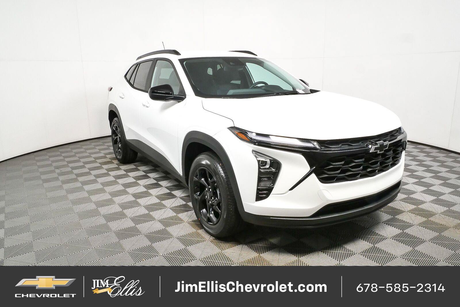 New 2026 Chevrolet Trax LT w/ Driver Confidence Package