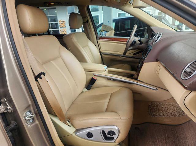 Used 2009 Mercedes-Benz GL 320 BlueTEC 4MATIC image 22