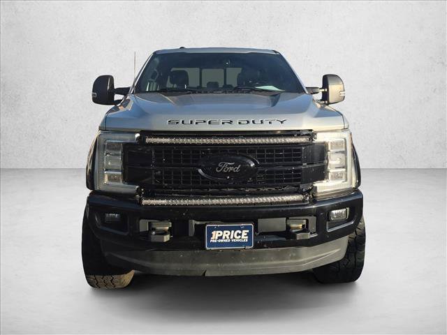Used 2017 Ford F350 Platinum w/ Platinum Ultimate Package AWD/4WD image 2