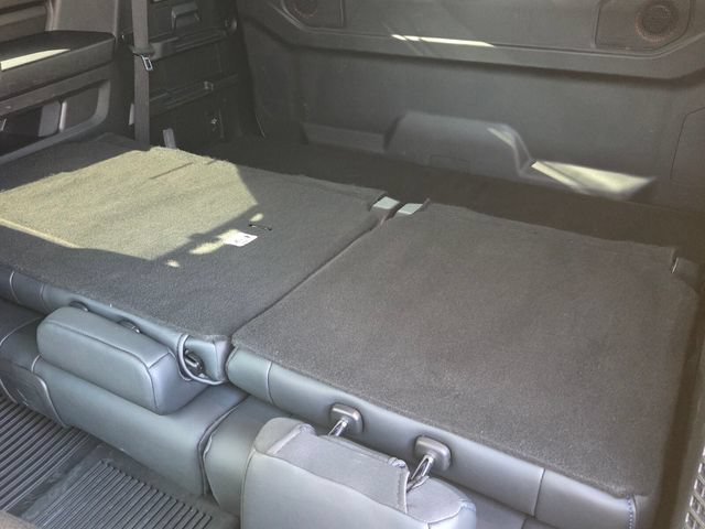 Used 2025 Toyota Sequoia Platinum AWD/4WD image 7