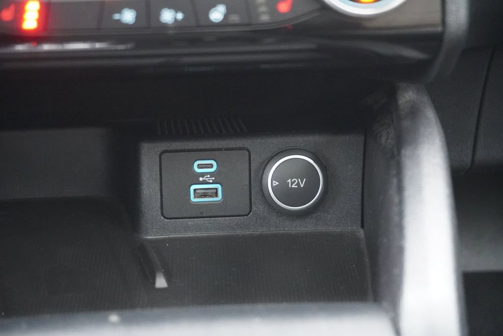 Used 2021 Ford Escape Titanium w/ Titanium Elite Package image 26