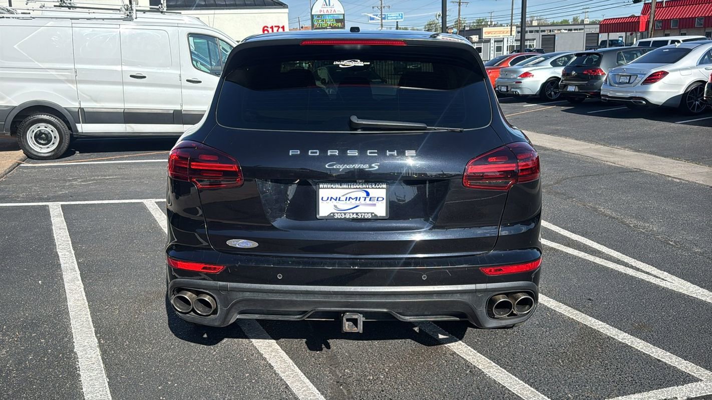 Used 2015 Porsche Cayenne S AWD/4WD image 4