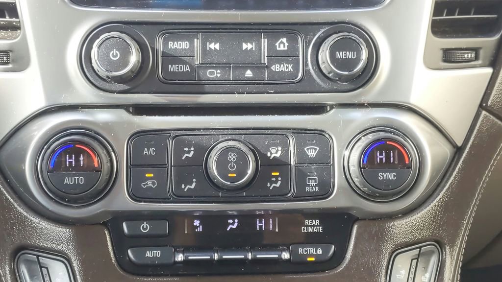 Used 2018 Chevrolet Tahoe LT w/ Luxury Package RWD image 26