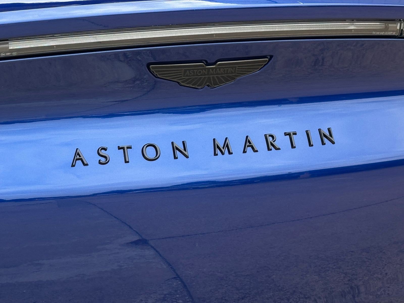 Used 2025 Aston Martin DBX 707 image 12