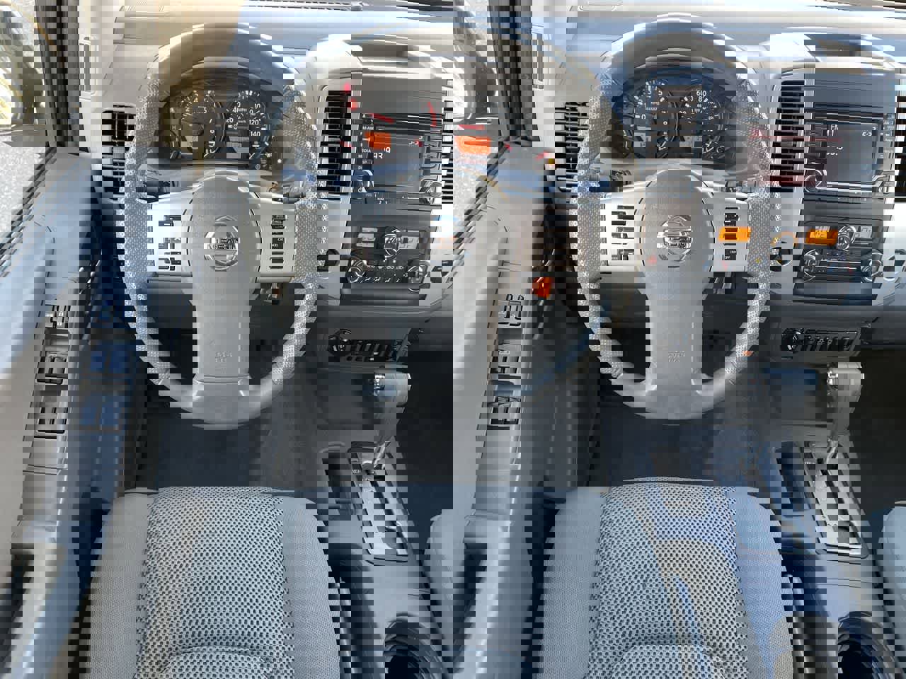 Used 2015 Nissan Frontier SV w/ SV Value Truck Package image 11