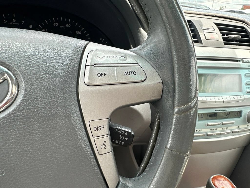 Used 2009 Toyota Camry XLE FWD image 22