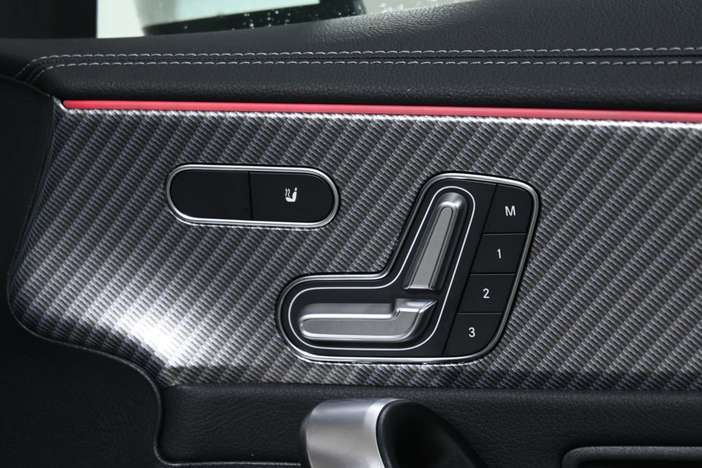 Certified 2025 Mercedes-Benz CLA 250 4MATIC image 28