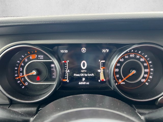 Used 2023 Jeep Wrangler Unlimited Sahara w/ Cold Weather Group AWD/4WD image 11