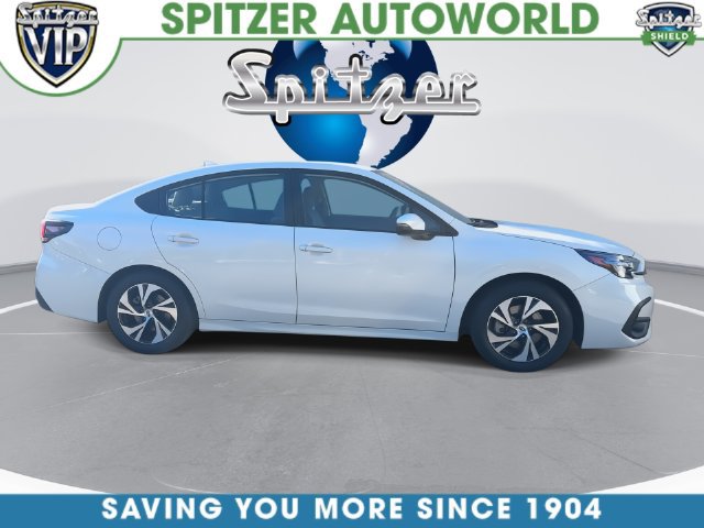 Used 2025 Subaru Legacy Premium AWD/4WD image 17