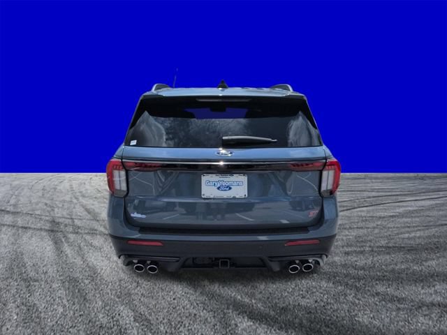 Certified 2025 Ford Explorer ST AWD/4WD image 5