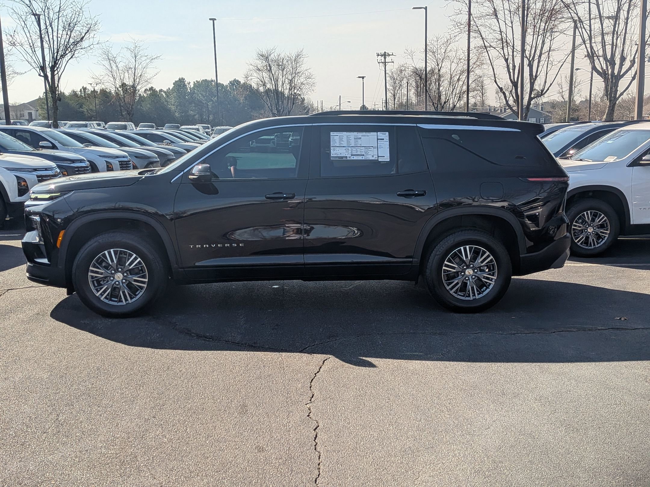 New 2026 Chevrolet Traverse LT w/ Driver Confidence Package FWD image 5