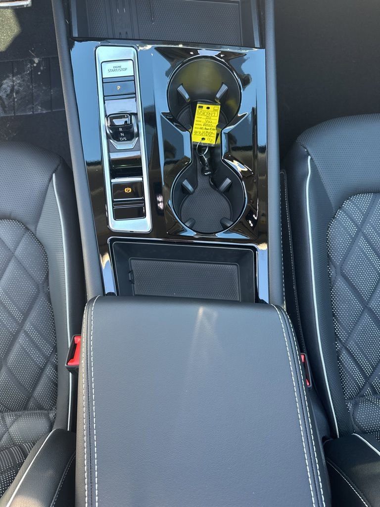 New 2026 Volkswagen Atlas SEL Premium R-Line image 29