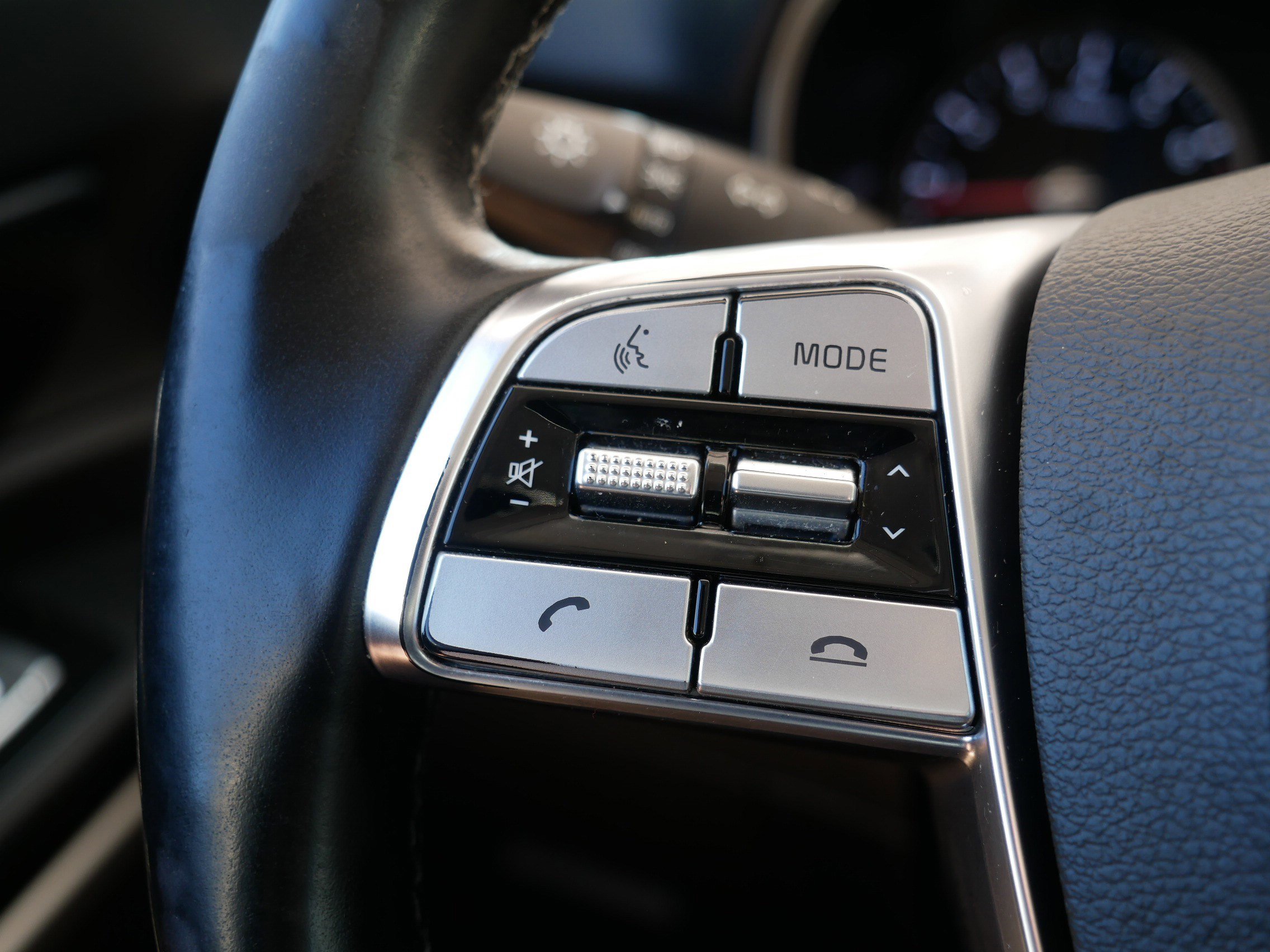 Certified 2020 Kia Telluride EX image 28