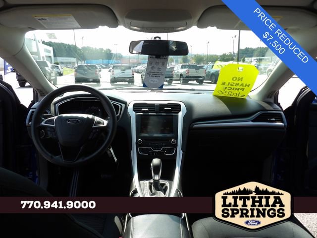 Used 2016 Ford Fusion SE image 12