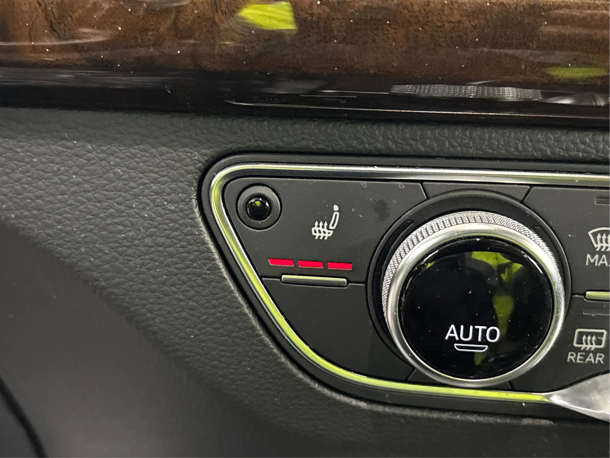 Used 2018 Audi Q5 2.0T Premium Plus w/ Premium Plus Package image 45