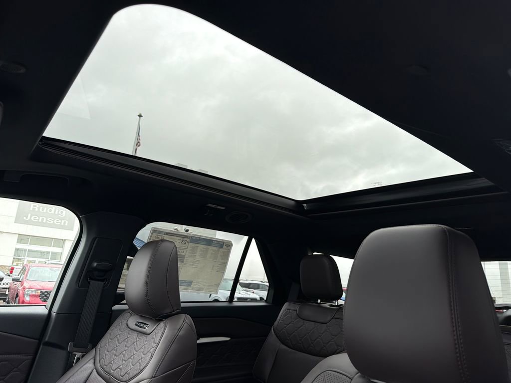 New 2026 Ford Explorer Platinum AWD/4WD image 21