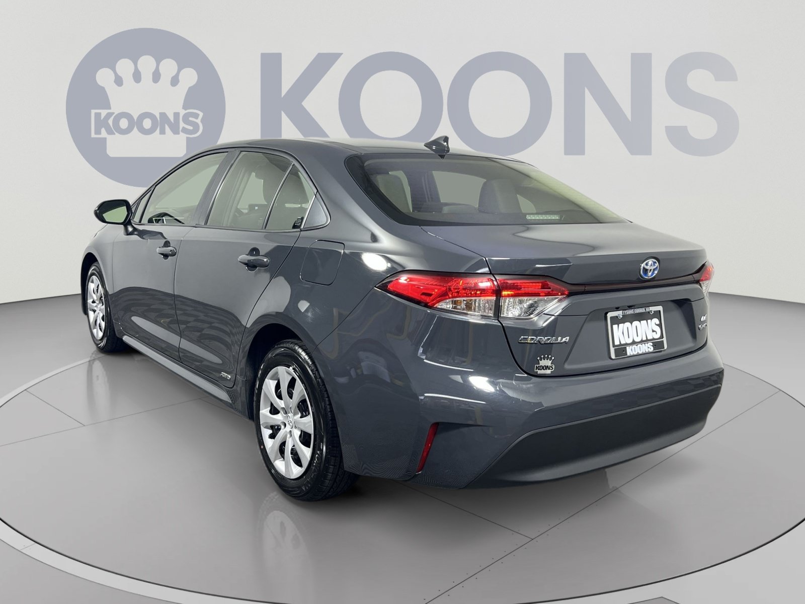Used 2025 Toyota Corolla LE AWD/4WD image 8