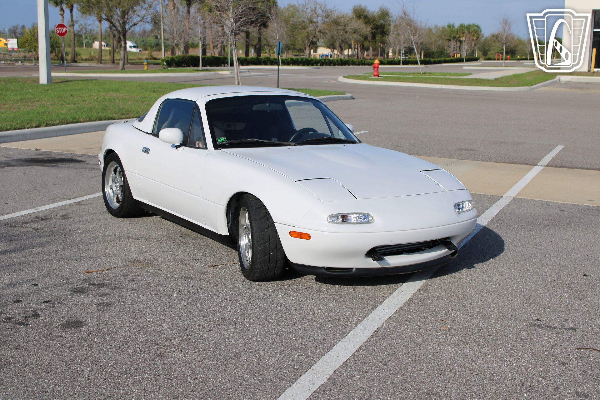 Used 1990 MAZDA MX-5 Miata image 8