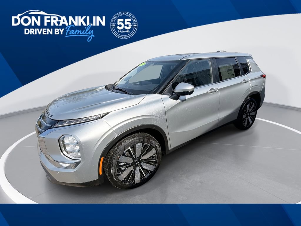 New 2026 Mitsubishi Outlander SE image 1