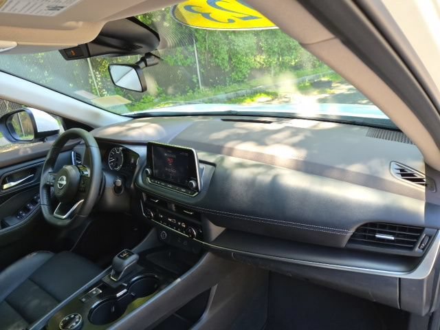 Used 2023 Nissan Rogue SV w/ SV Premium B Package AWD/4WD image 11