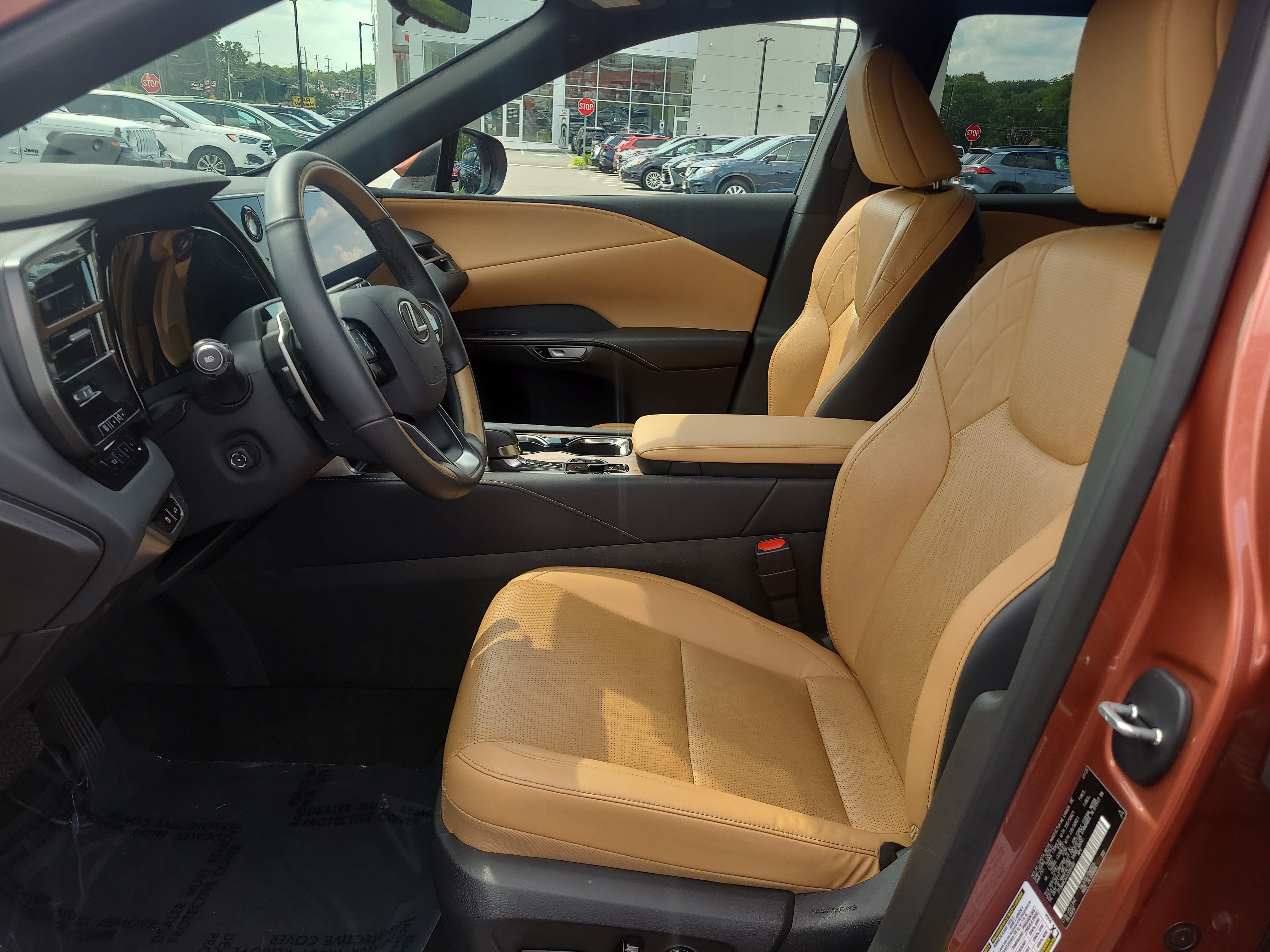Used 2025 Lexus RX 350 Premium Plus w/ Convenience Package AWD/4WD image 16