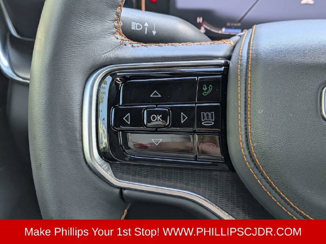 Certified 2026 Jeep Grand Wagoneer Summit AWD/4WD image 23
