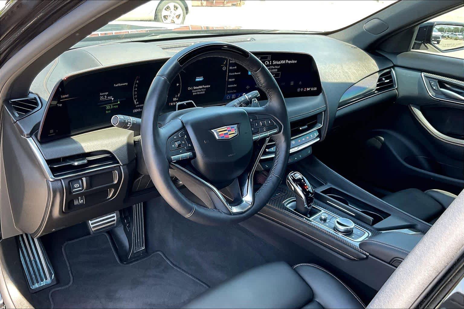 Used 2025 Cadillac CT5 Sport RWD image 17
