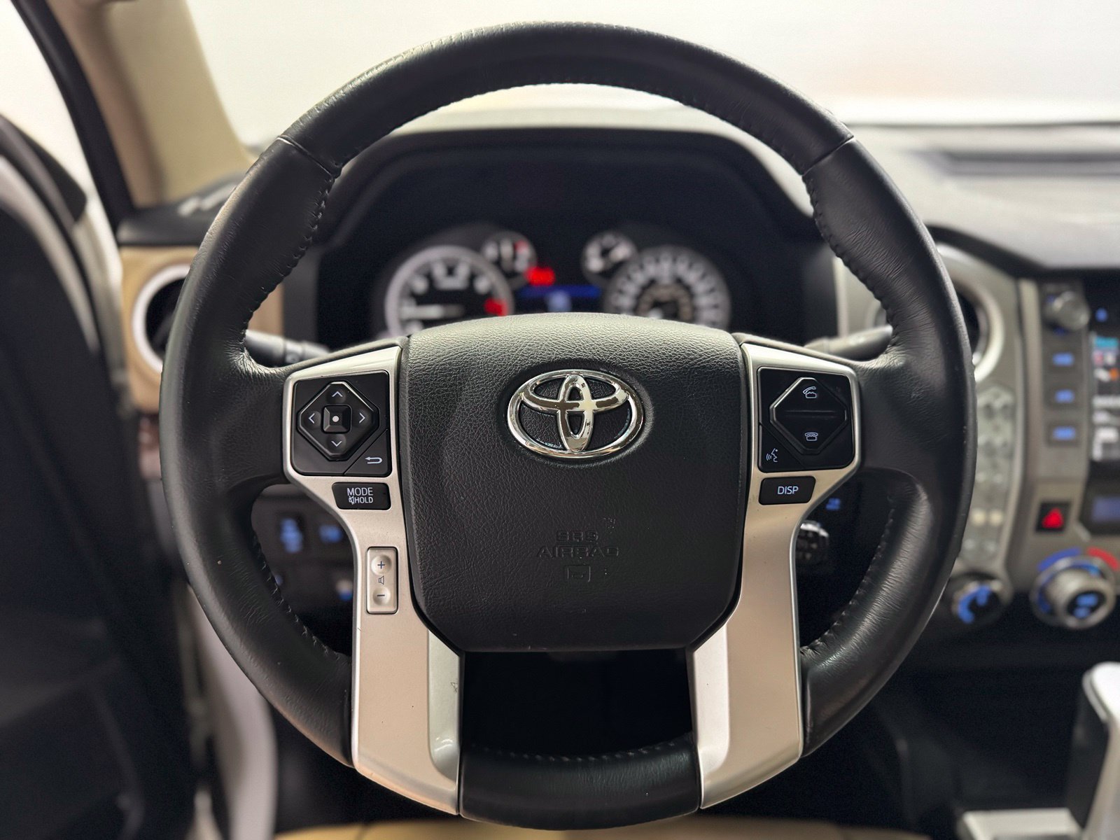 Used 2017 Toyota Tundra Limited AWD/4WD image 19