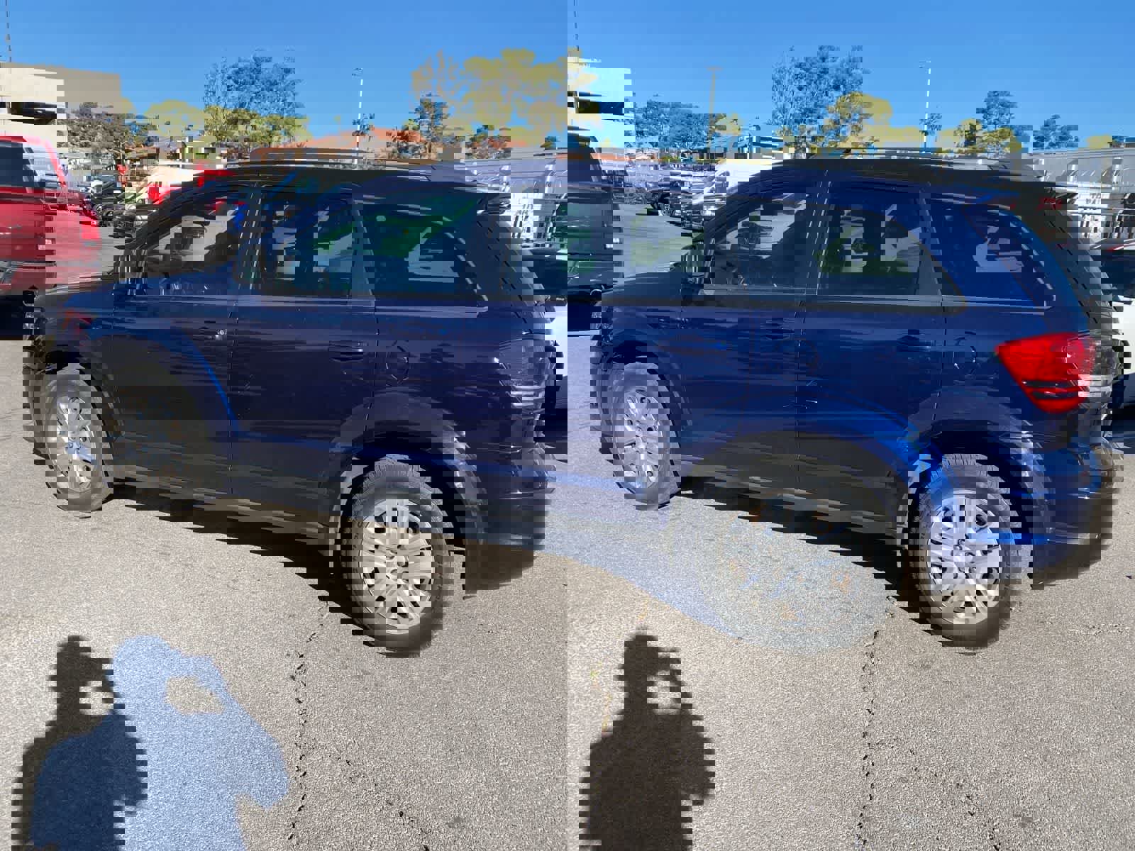 Used 2018 Dodge Journey SE image 9