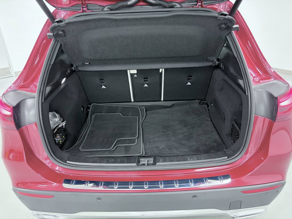 Certified 2024 Mercedes-Benz GLA 250 4MATIC image 24