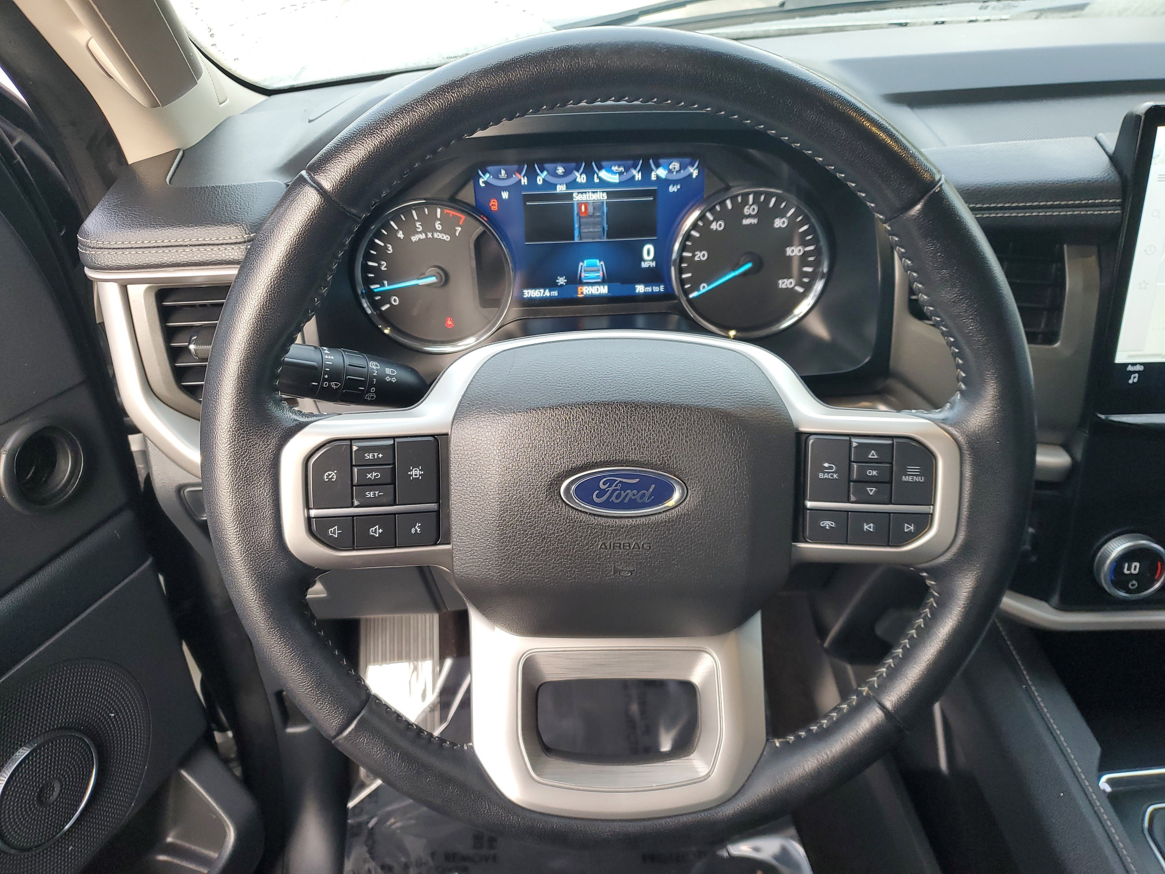 Used 2023 Ford Expedition XLT image 20