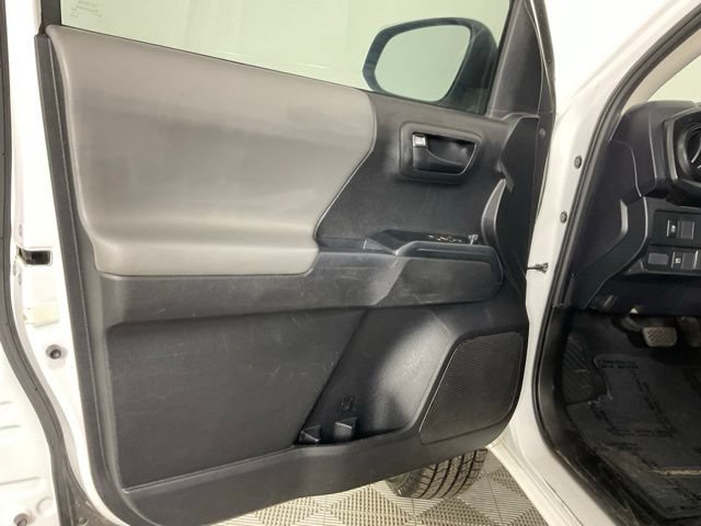 Used 2021 Toyota Tacoma SR RWD image 13