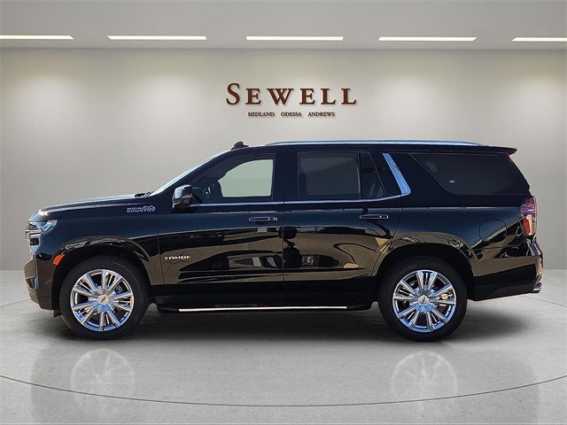 Used 2023 Chevrolet Tahoe High Country image 2