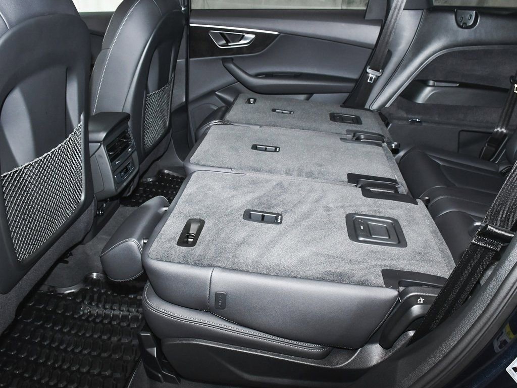 Used 2025 Audi Q7 3.0T Premium w/ Convenience Package image 68