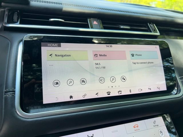 Used 2018 Land Rover Range Rover Velar R-Dynamic HSE AWD/4WD image 40