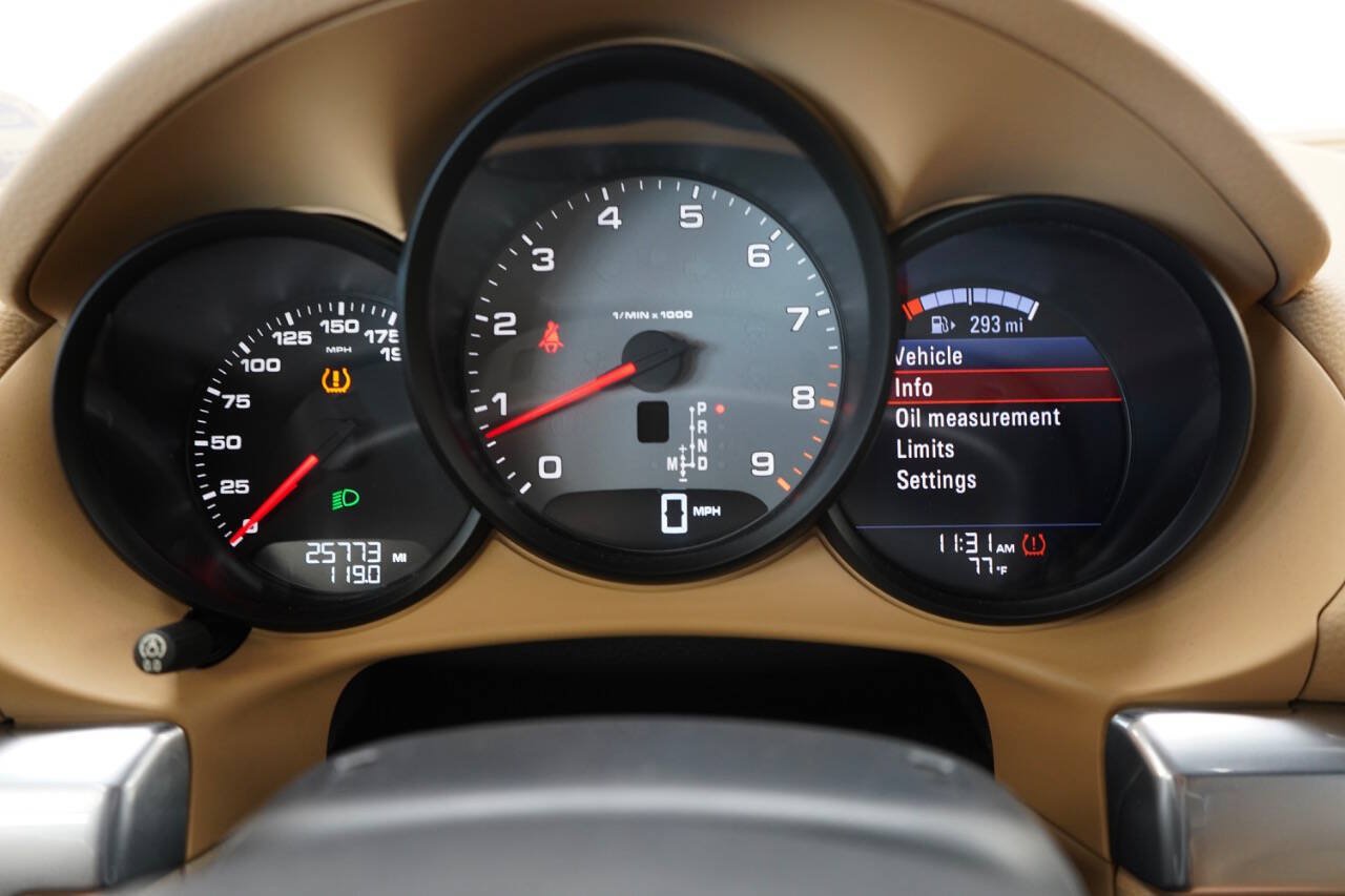 Used 2015 Porsche Boxster S RWD image 92