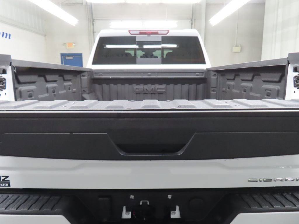 Used 2025 GMC Sierra 3500 Denali image 41