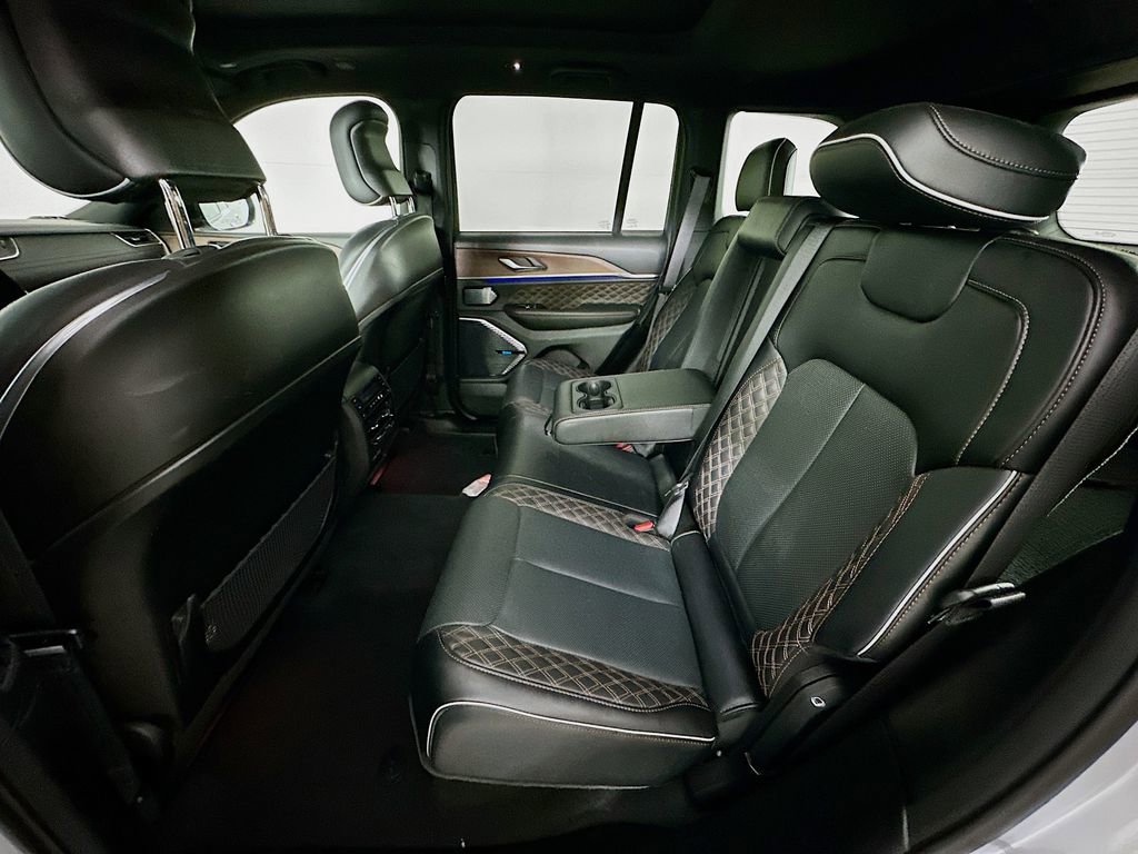 Certified 2024 Jeep Grand Cherokee Summit w/ High Altitude Package image 37