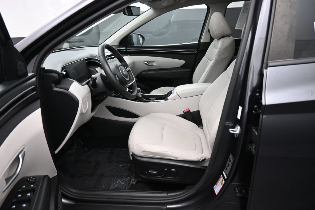 Used 2023 Hyundai Tucson SEL w/ Convenience Package FWD image 14