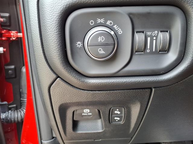 New 2026 RAM 1500 Laramie AWD/4WD image 24