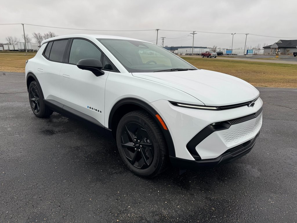 New 2026 Chevrolet Equinox EV LT image 7