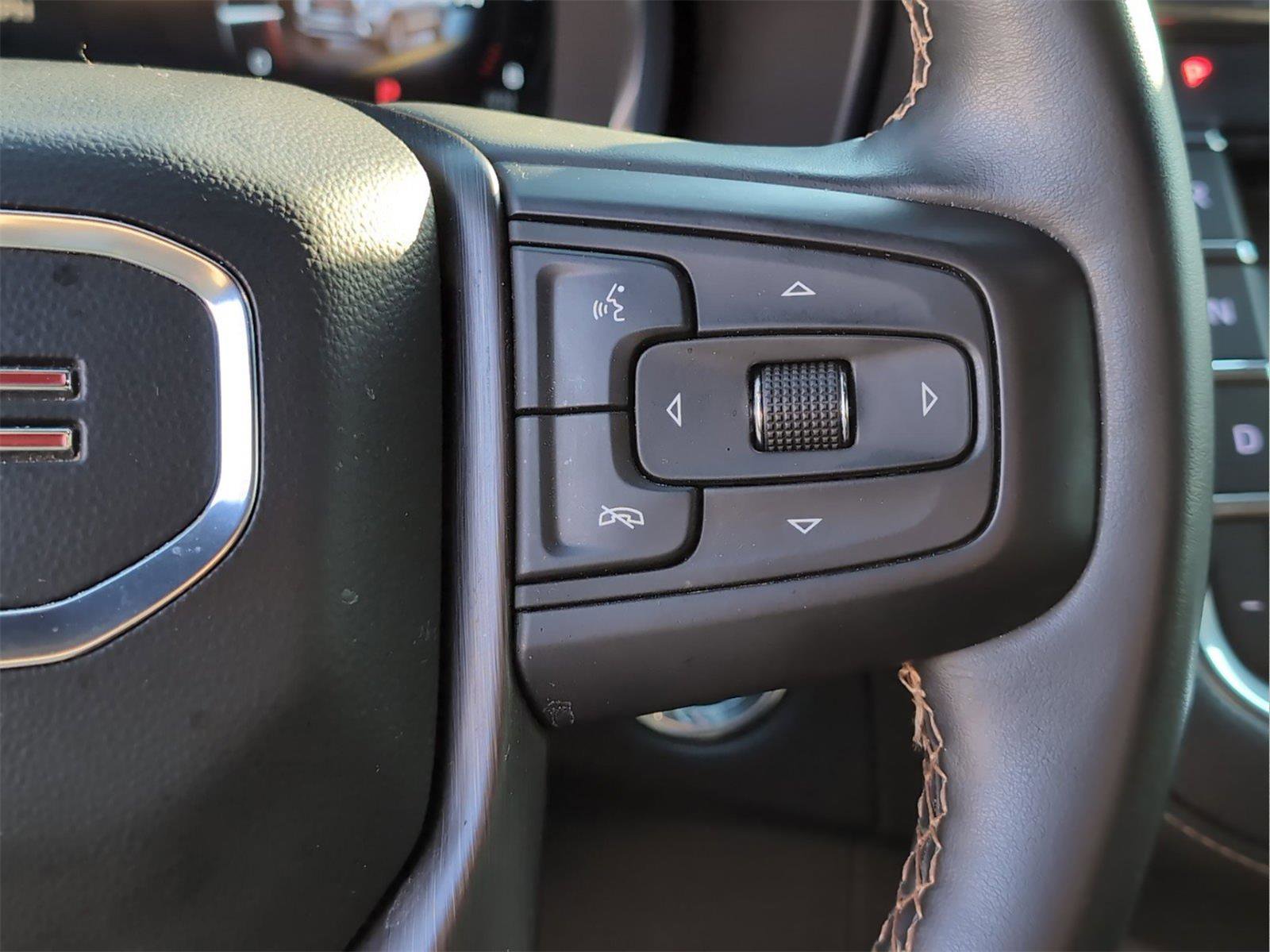 Used 2023 GMC Yukon AT4 w/ Max Trailering Package AWD/4WD image 30