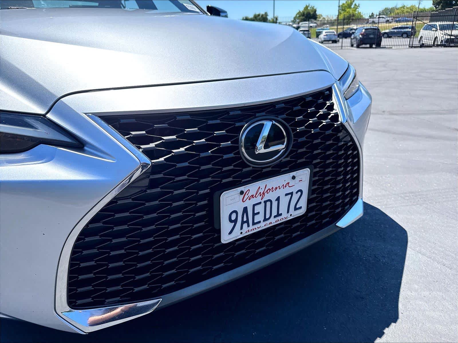 Used 2021 Lexus IS 300 w/ Accessory Package RWD image 33