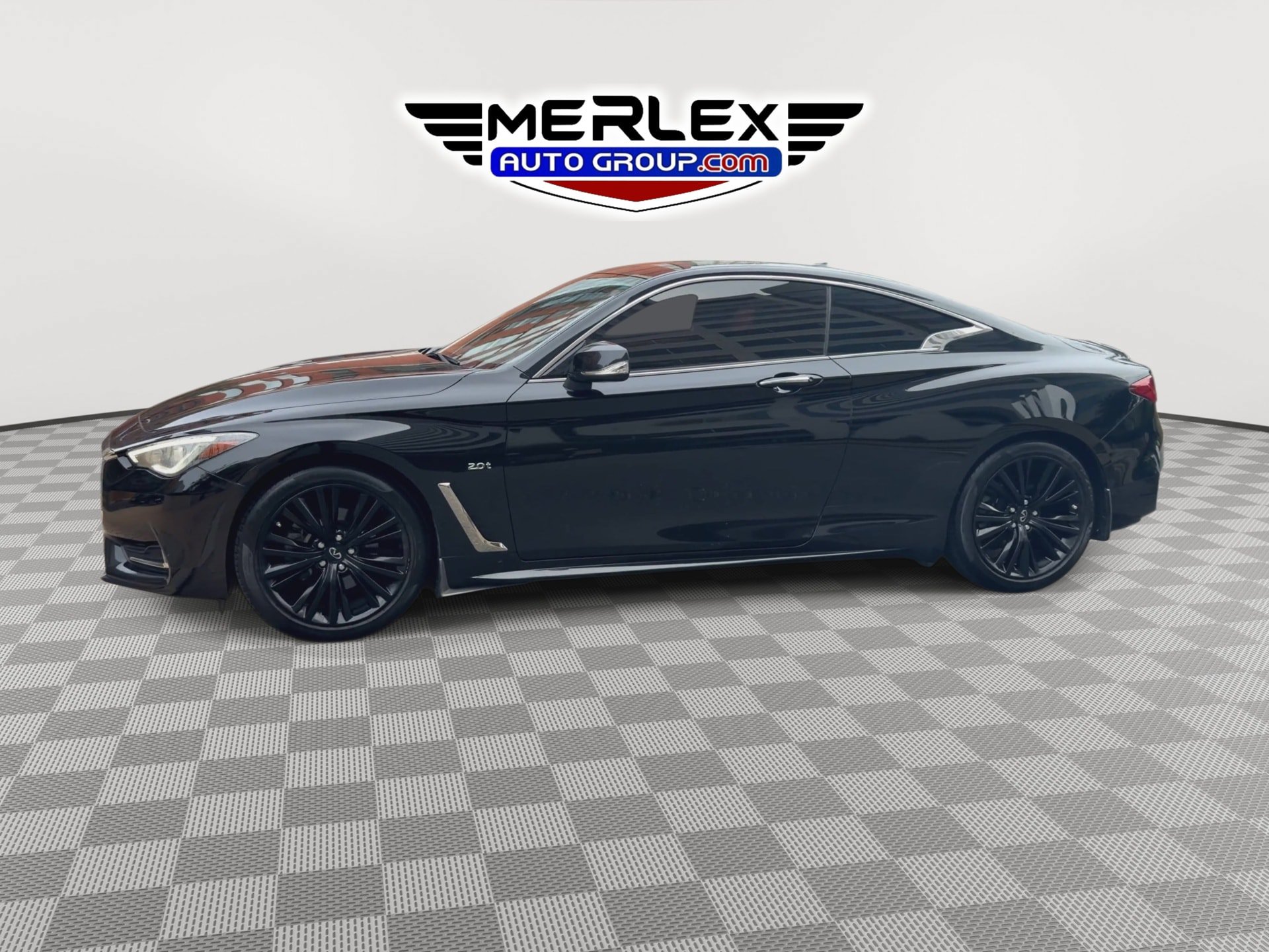 Used 2018 INFINITI Q60 2.0t RWD image 5