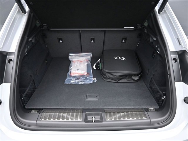 New 2025 Porsche Macan Turbo Electric image 23