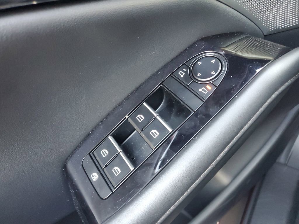 Certified 2025 MAZDA MAZDA3 Hatchback w/ Appearance Package image 22